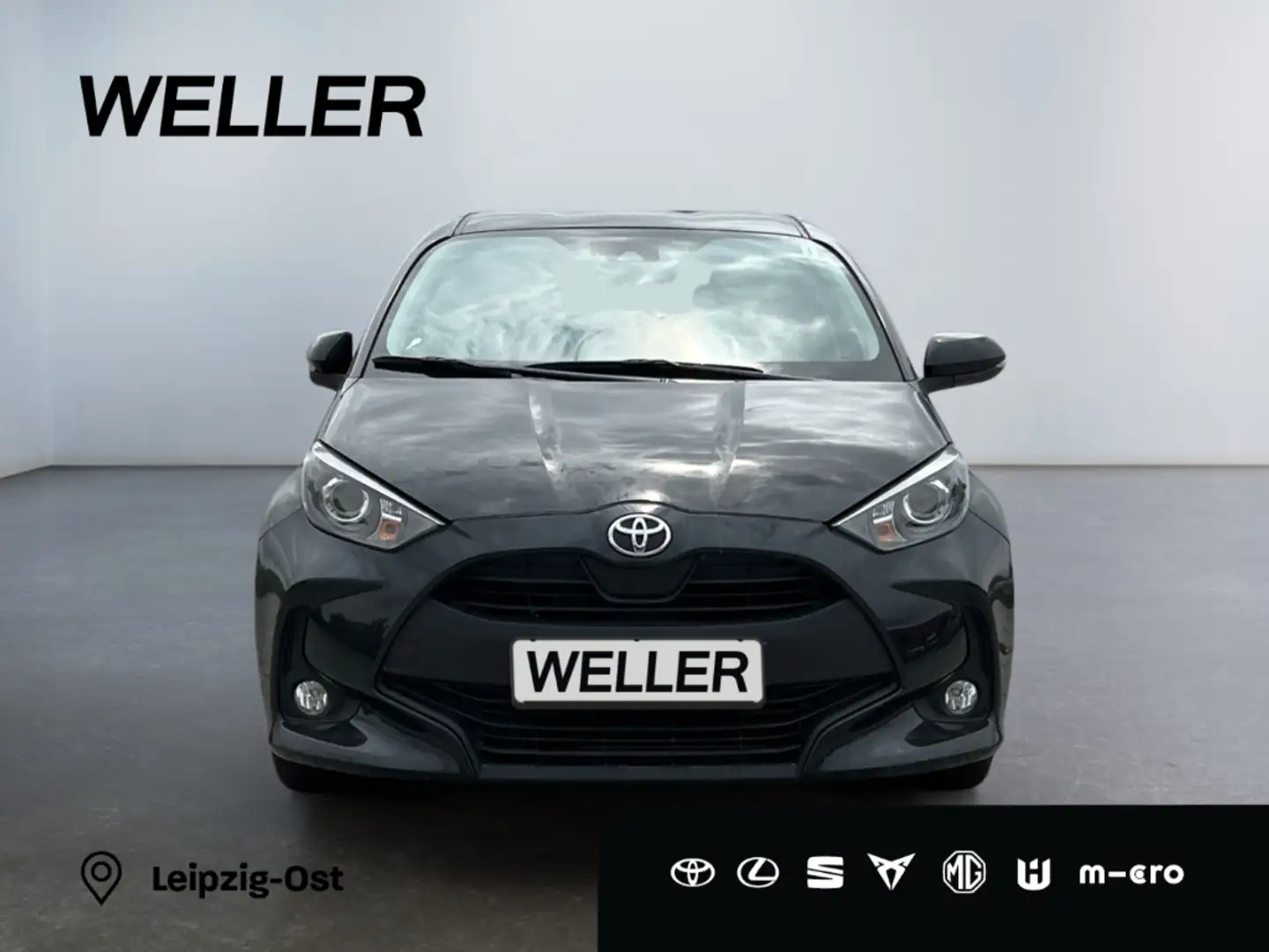 Toyota Yaris 1.5 Team D *ACC*CarPlay*CAM*SHZ*Spur Assis* Schwarz - 2