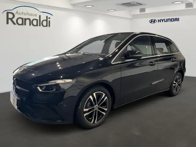 Mercedes-Benz B 200 EU6d++Wenige KM!++Schwenkbare AHK!++Kamera