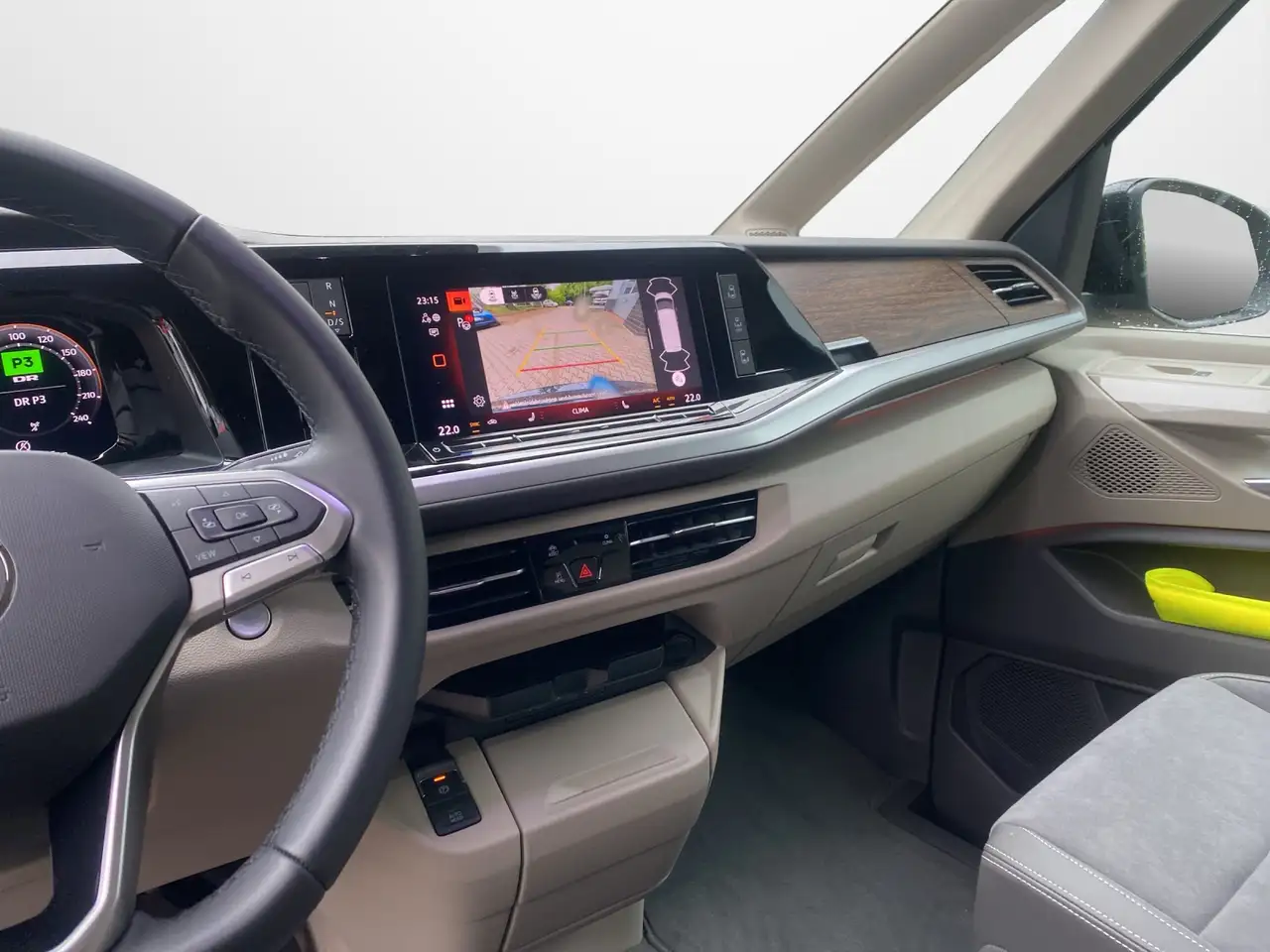 Volkswagen T7 Multivan 2.0 TDI DSG Style lang 10