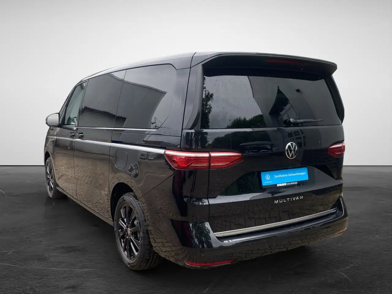 Volkswagen T7 Multivan 2.0 TDI DSG Style lang 4