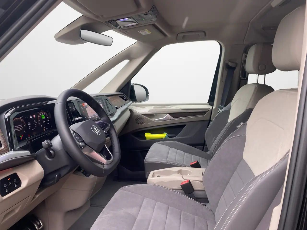 Volkswagen T7 Multivan 2.0 TDI DSG Style lang 7