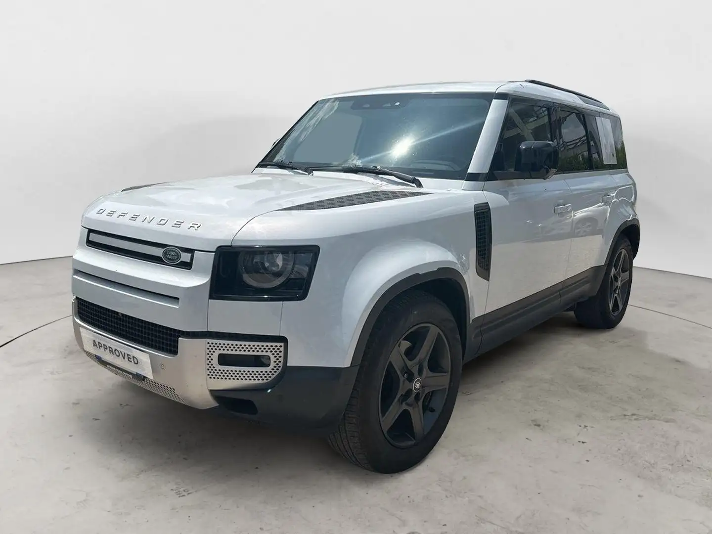 Land Rover Defender 110 3.0D I6 200 CV AWD Auto SE Wit - 1
