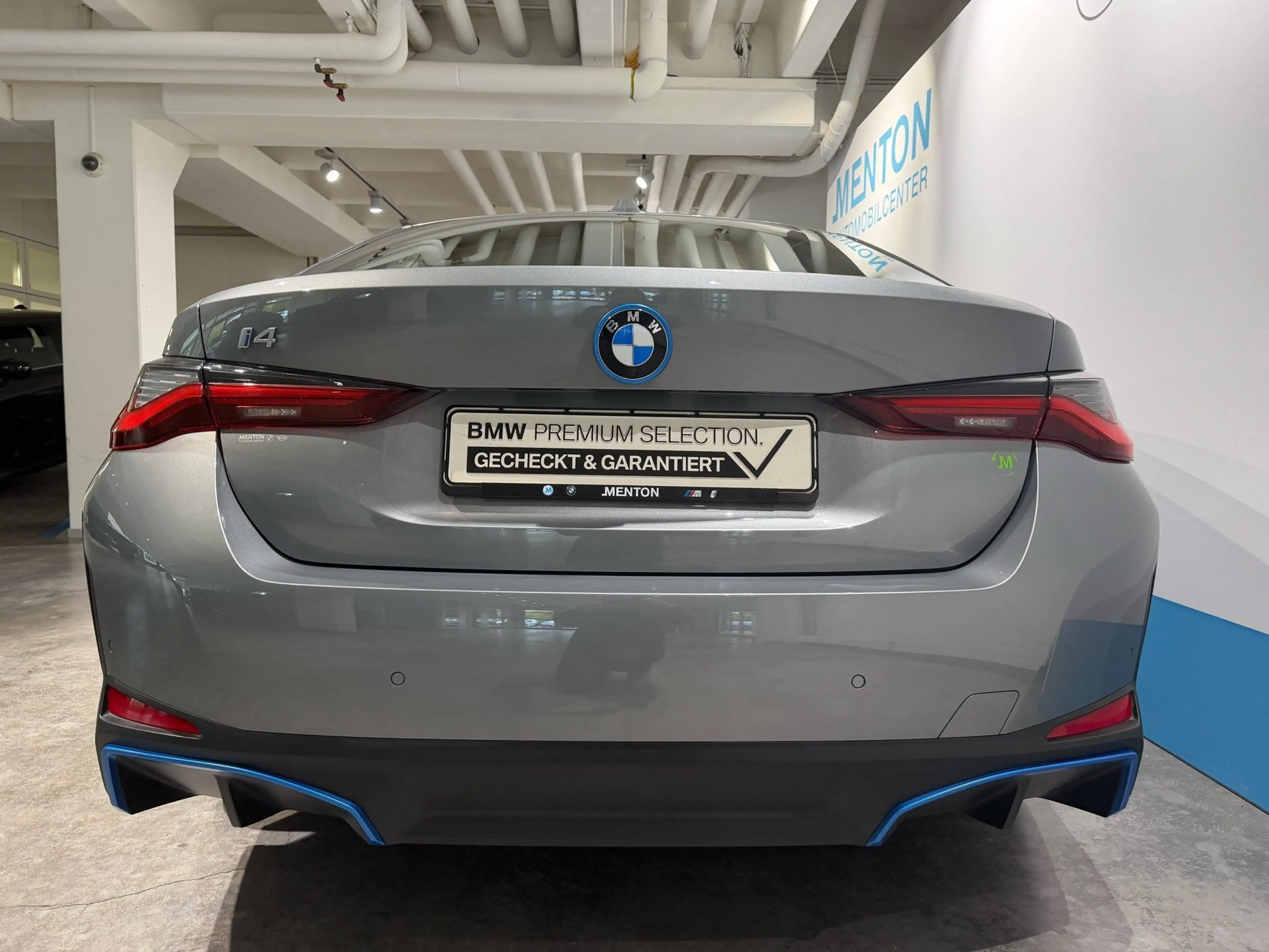 BMW i4 eDrive40 — photo 4