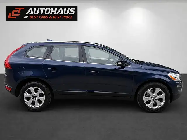 Volvo XC60 view 5