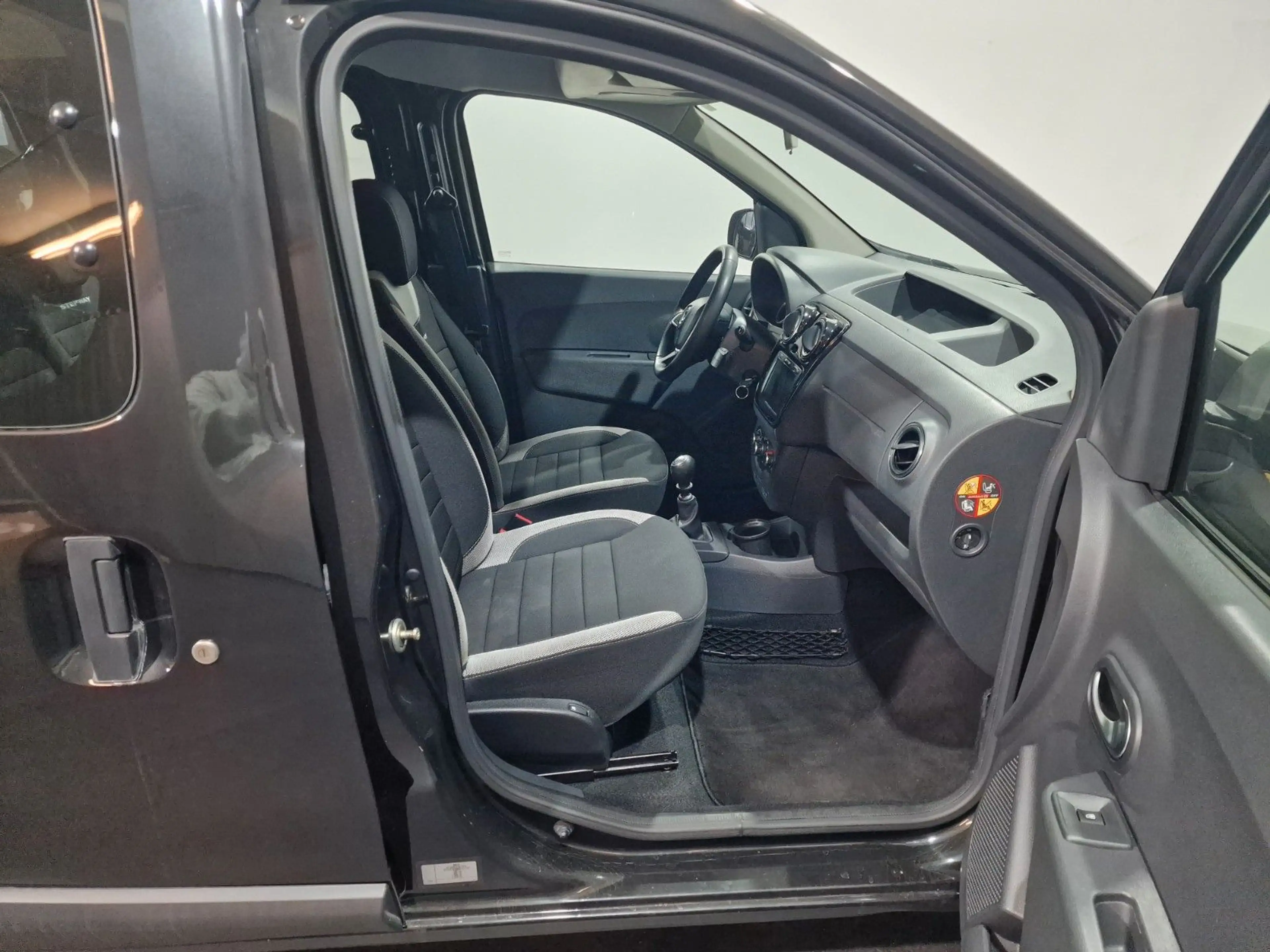 Dacia Dokker Stepway — photo 14