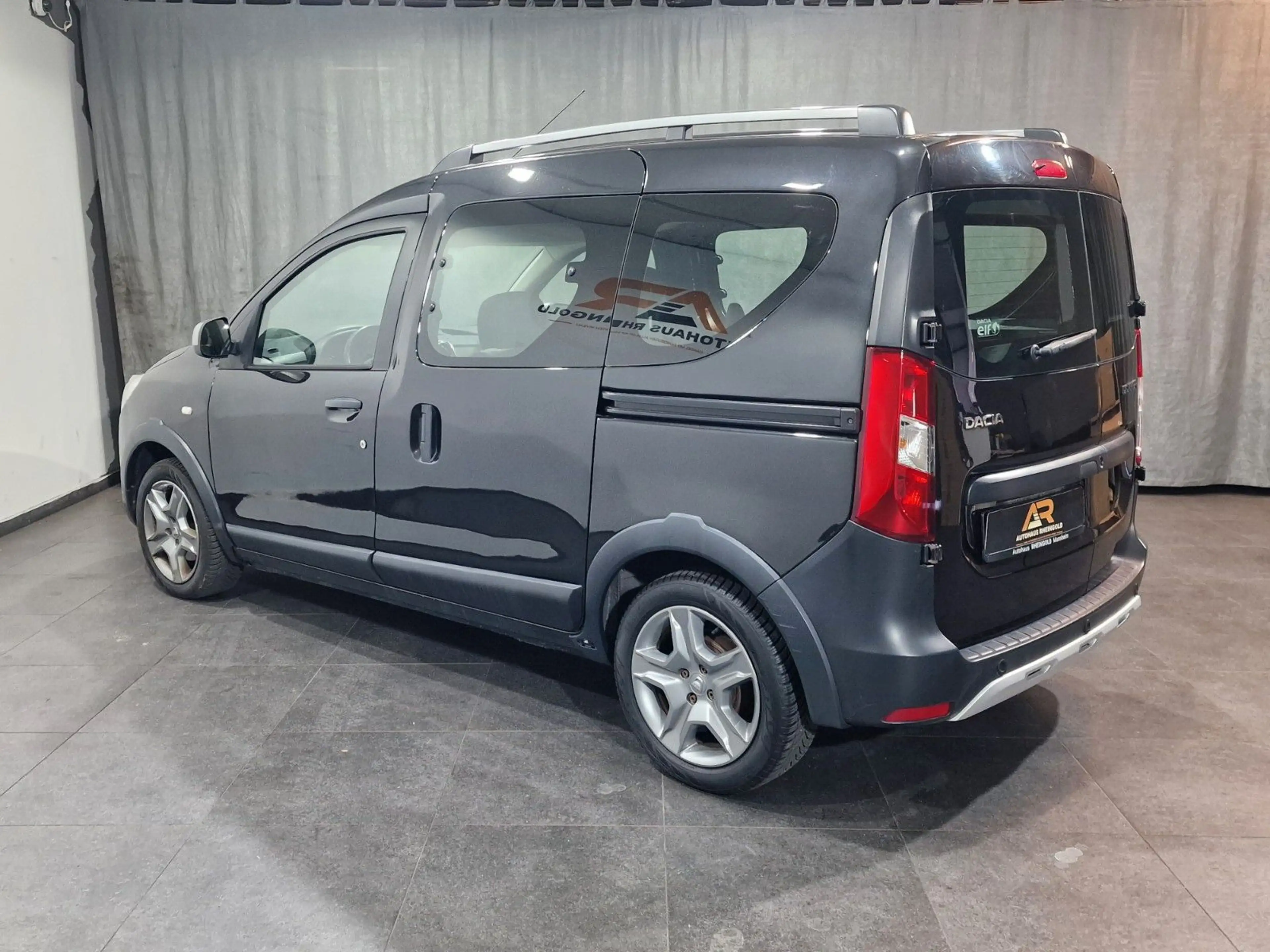 Dacia Dokker Stepway — photo 4