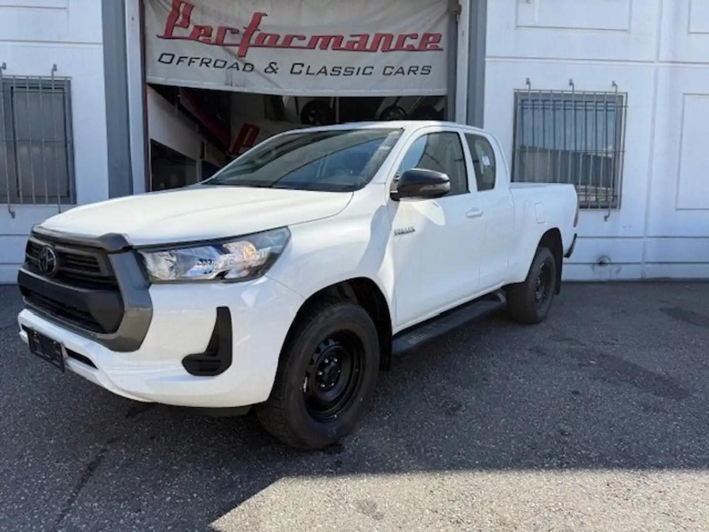 Toyota Hilux EXTRA-CAB 2.8 D-4D DC 204CV COMFORT Blanco - 2