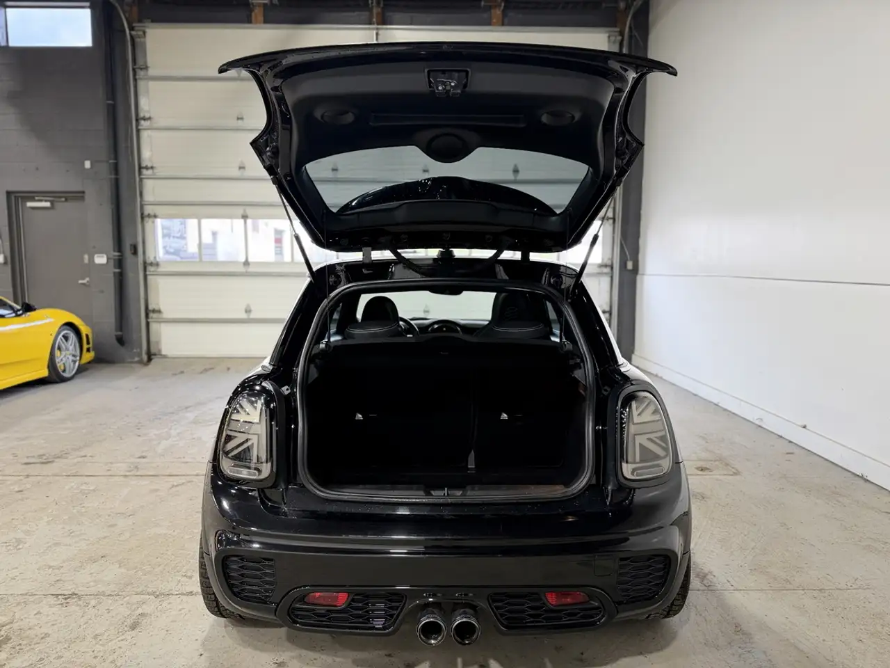 MINI 3 Door photo MINI 3 Door
