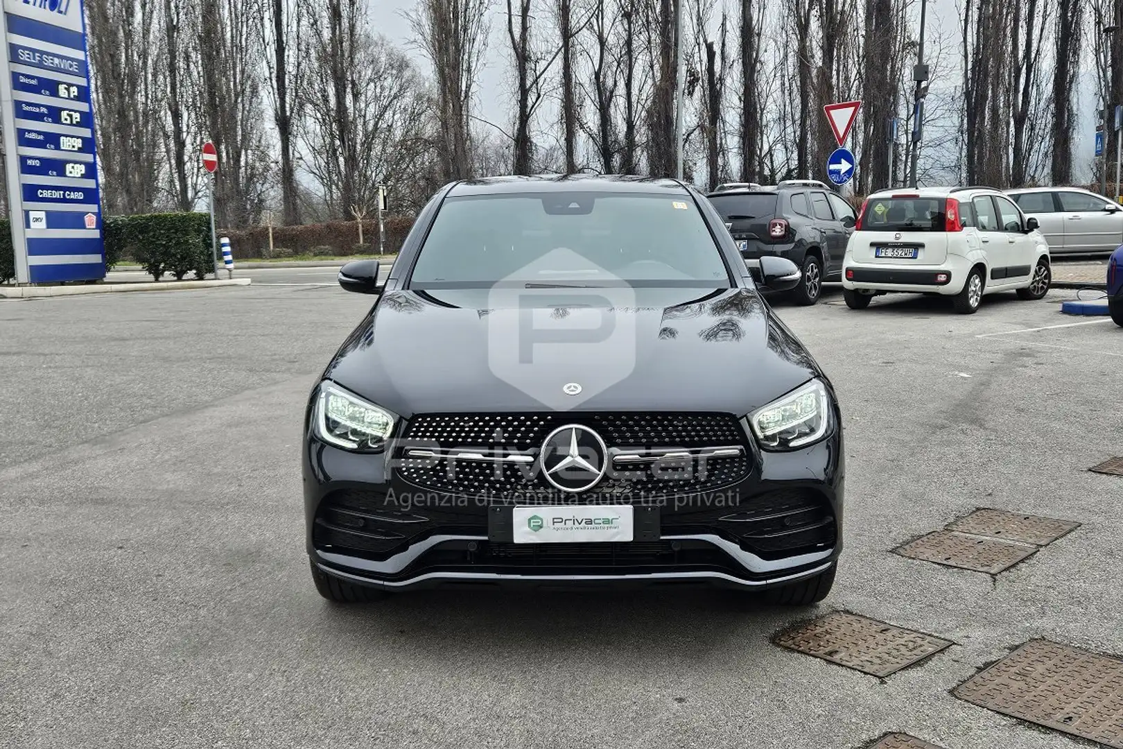Mercedes-Benz GLC 300 GLC 300 e hybrid EQ 4Matic Coupé AMG Line Premium Schwarz - 2