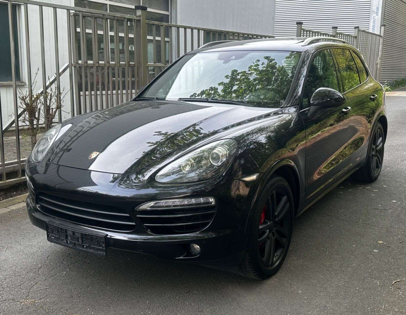 Second hand Porsche Cayenne 