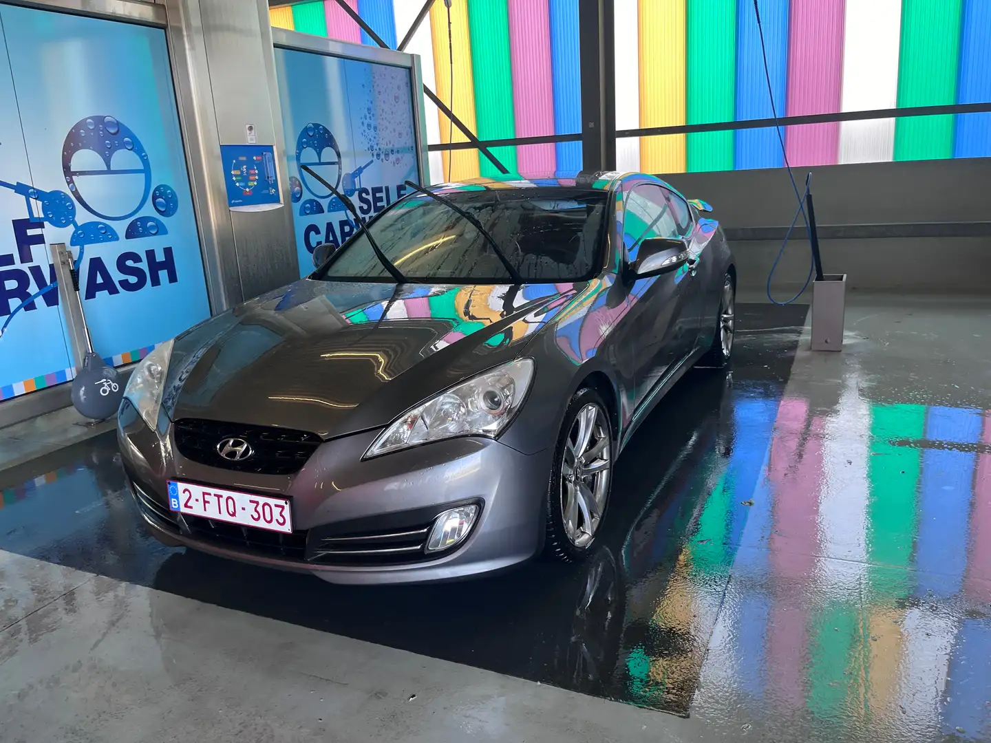 Hyundai Genesis Coupe Genesis Coupe 2.0 T Grey - 1