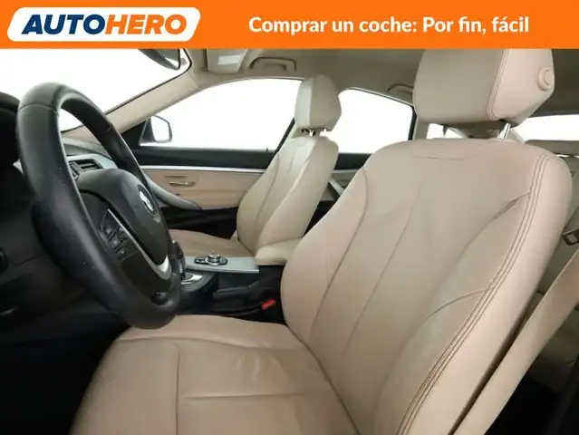 BMW 5 Series view 11