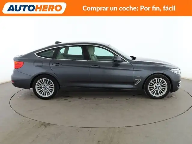 BMW 5 Series view 7