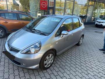 1.2 wenig KM, Klima, top gepflegt