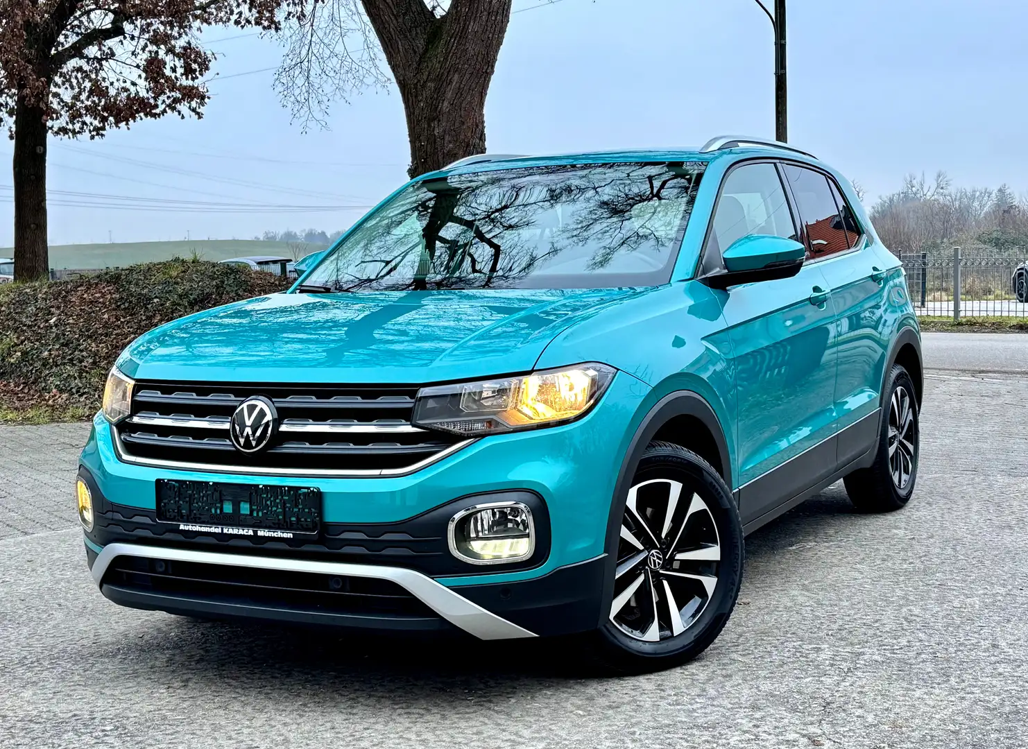 Volkswagen T-Cross United DSG Aut. Navi Kamera ACC Blau - 1