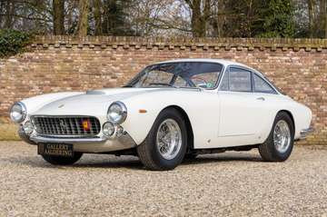 GT Berlinetta Lusso "Avorio over Red" "Avorio over