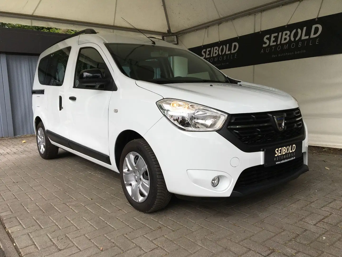Dacia Dokker 1.3 Comfort/1.Hd/Navi/Klima/PDC/Temp/Allw Weiß - 2