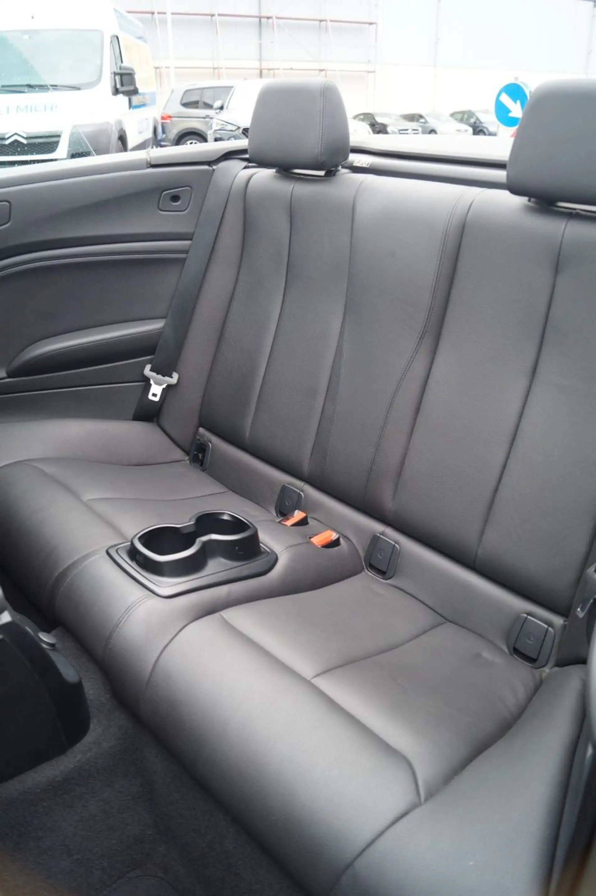 BMW 235 i Cabrio *Navi*Xenon*SHZ*Tempomat*PDC*Klima — photo 14
