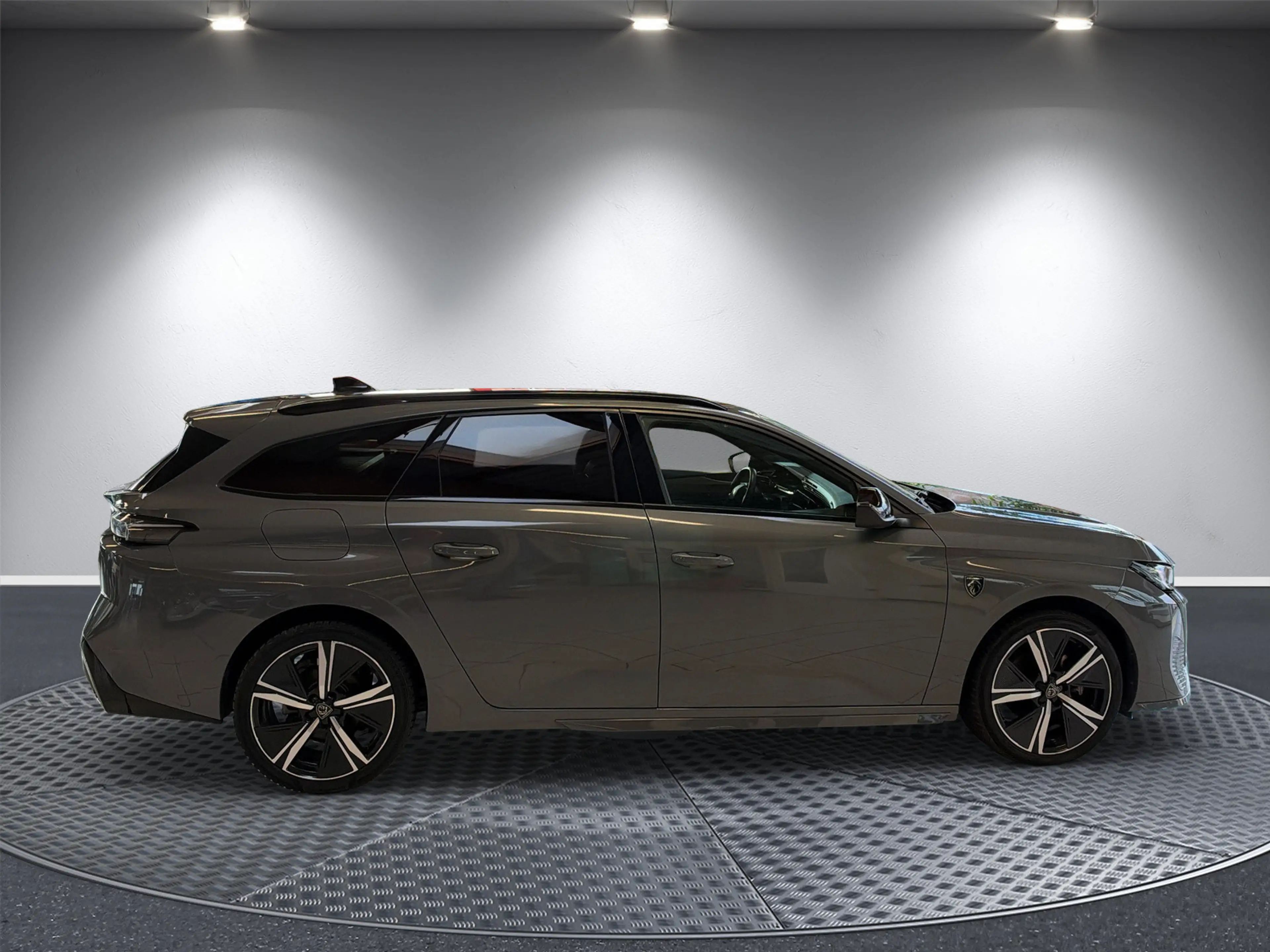 Peugeot 308 GT — photo 5