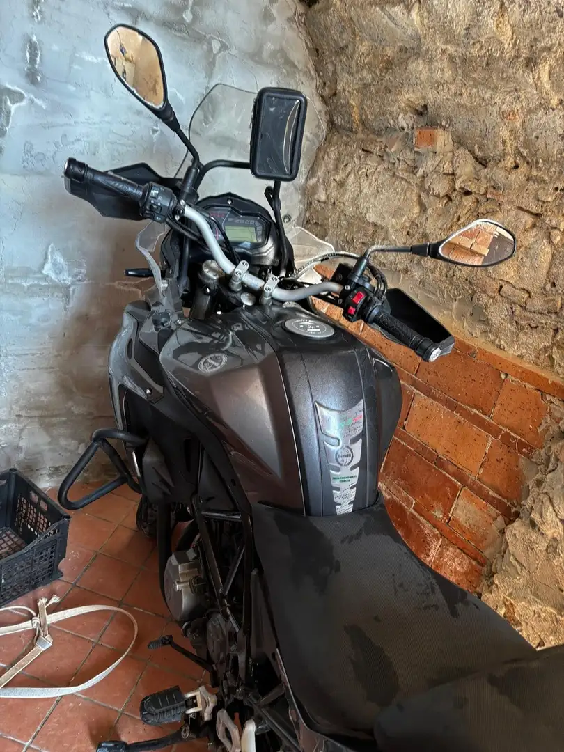 Benelli TRK 502 Šedá - 2