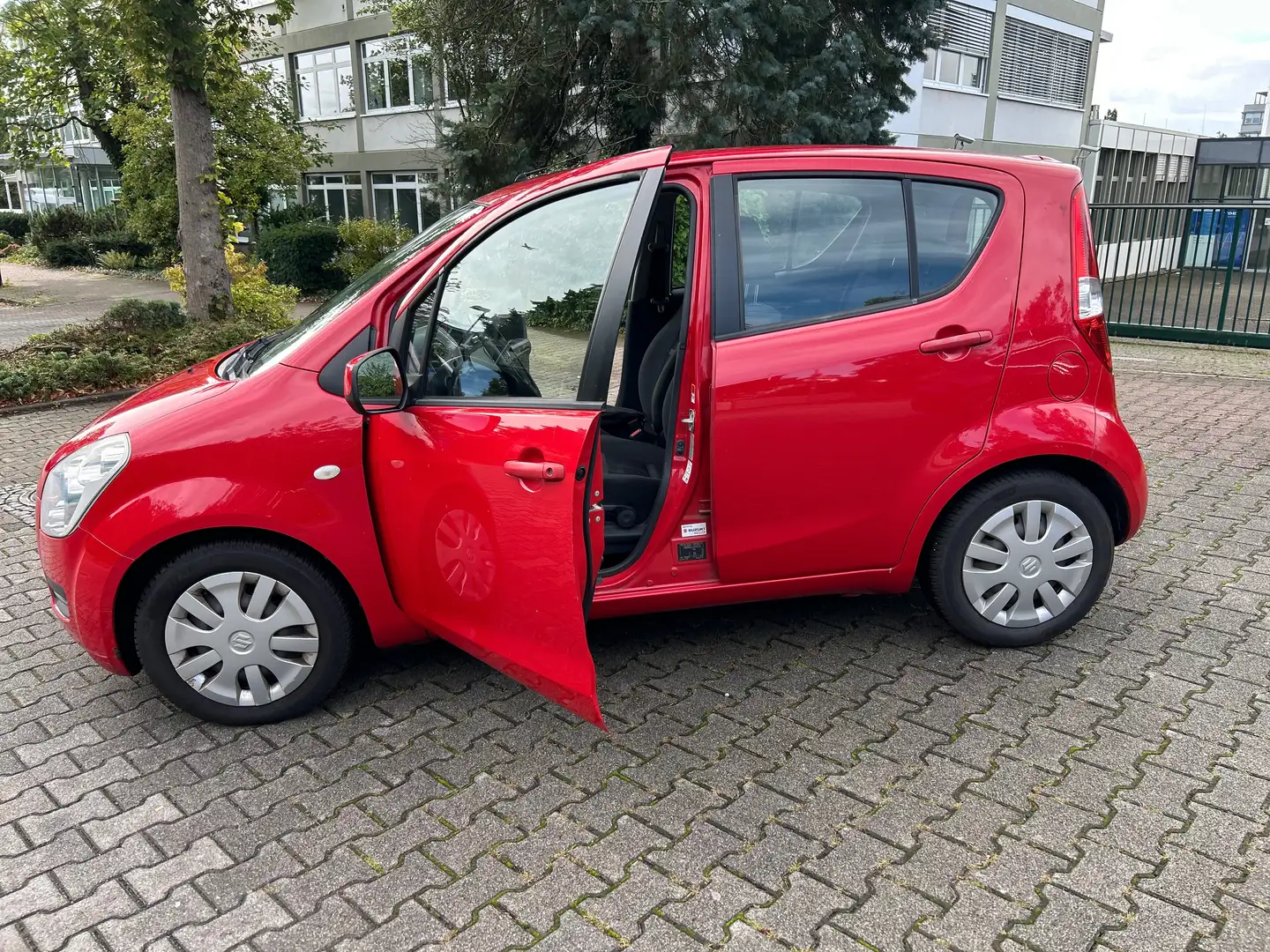 Suzuki Splash 1.0 Euro 5 Rot - 2