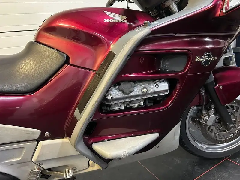 Honda ST 1100 - foto 5