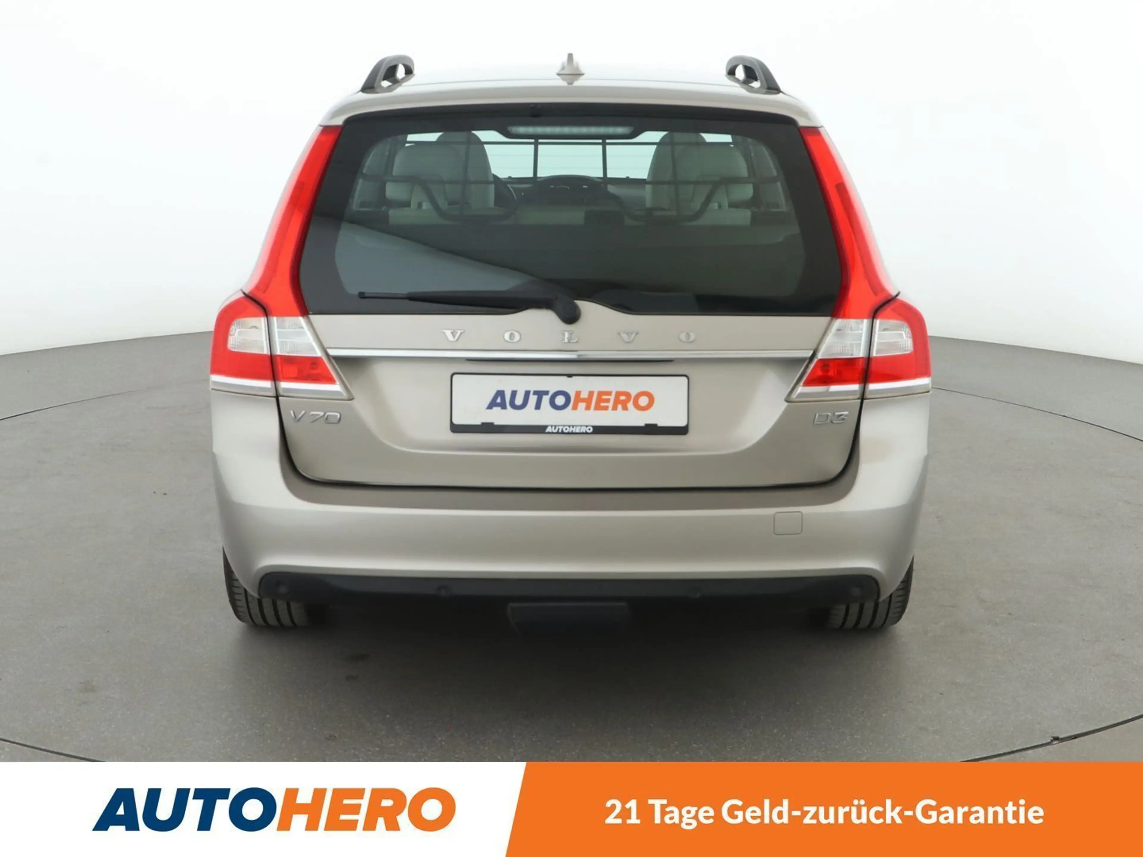 Volvo V70 2.0 D3 Linje Classic *NAVI*BI-XENON*PDC*SHZ* — photo 5