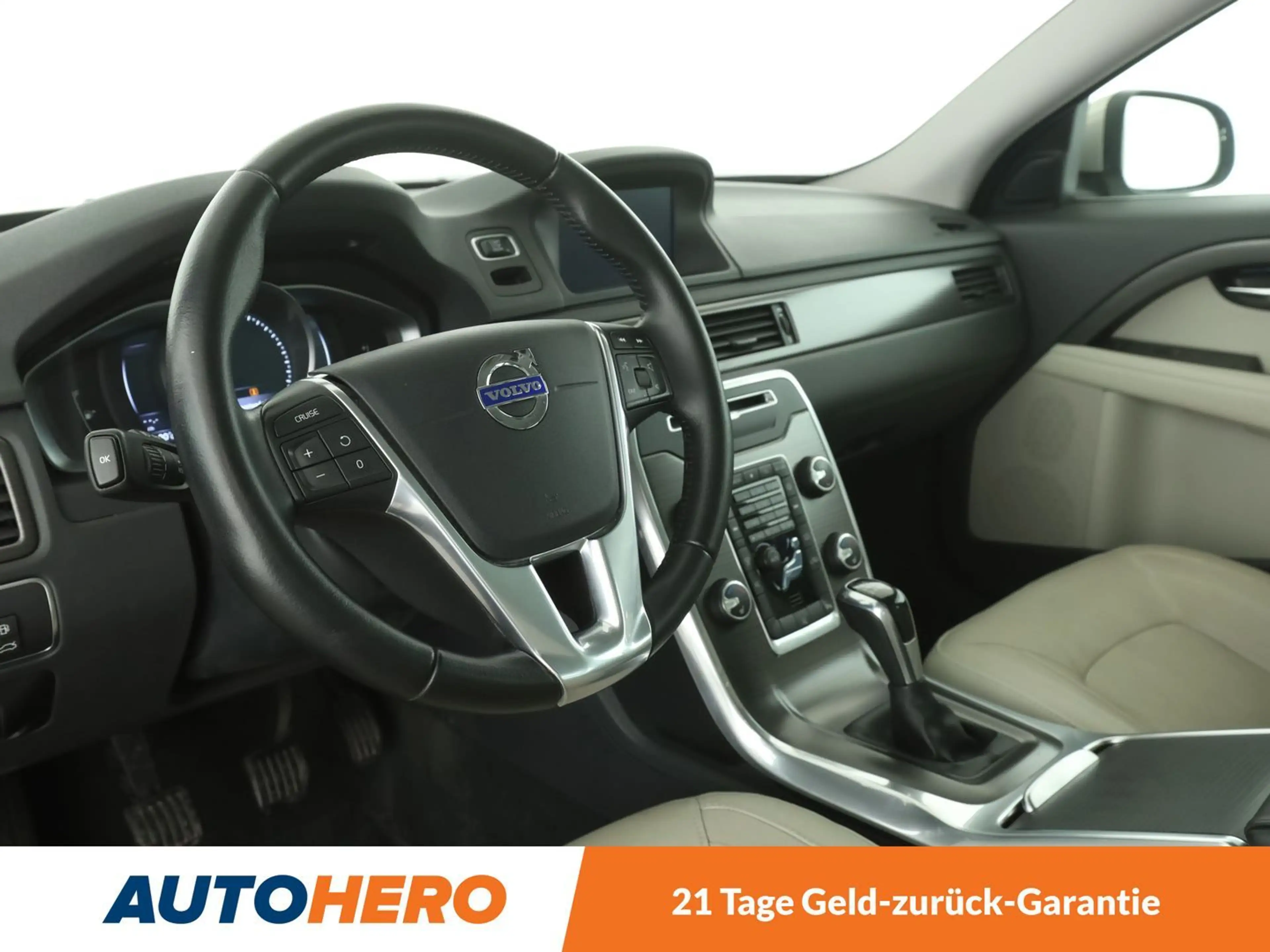 Volvo V70 2.0 D3 Linje Classic *NAVI*BI-XENON*PDC*SHZ* — photo 11
