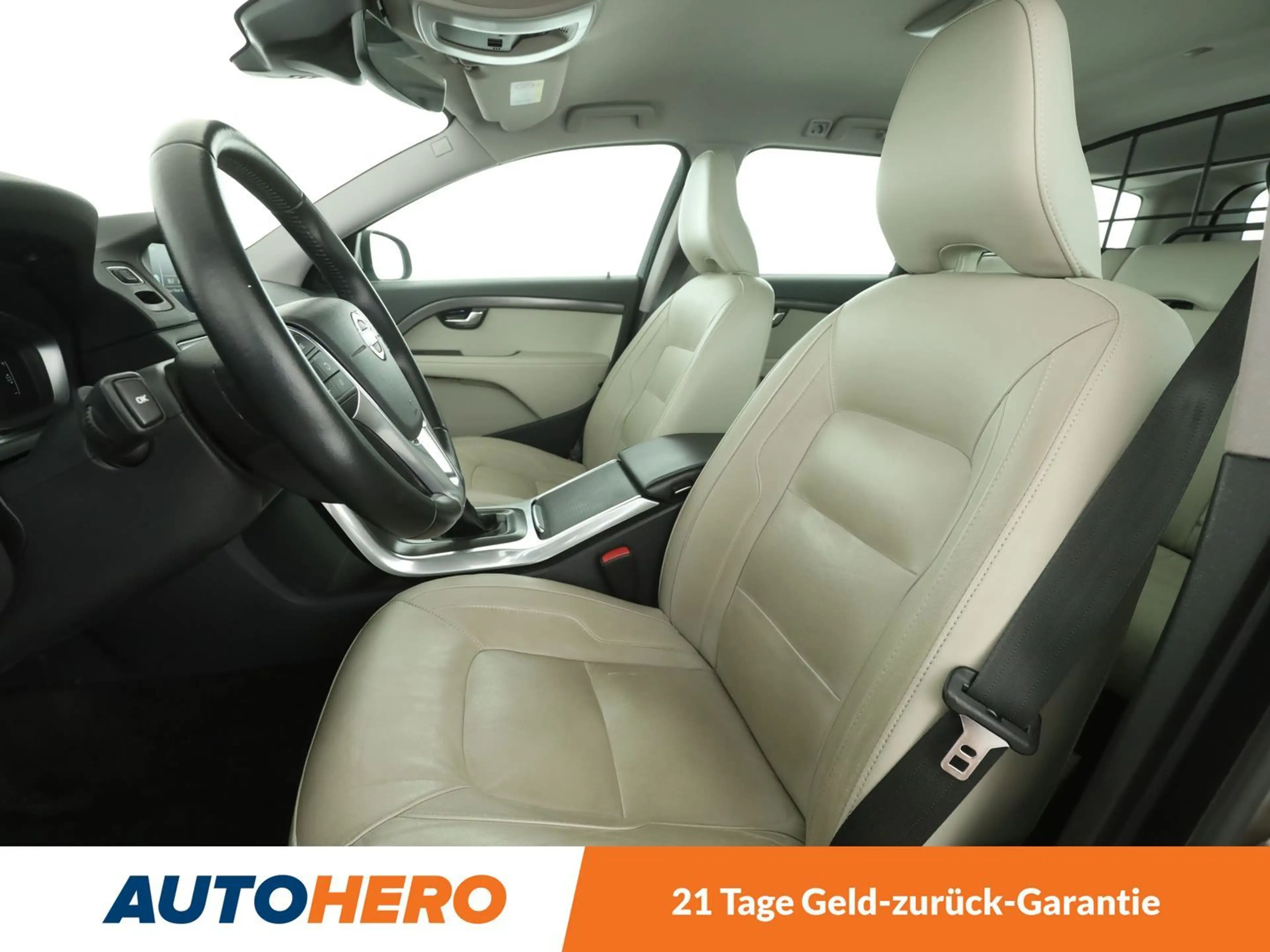 Volvo V70 2.0 D3 Linje Classic *NAVI*BI-XENON*PDC*SHZ* — photo 10