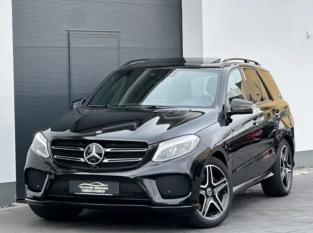 Mercedes-Benz GLE 400 4M*AMG*1HAND*MEMORY*S DACH*DISTR+*360°