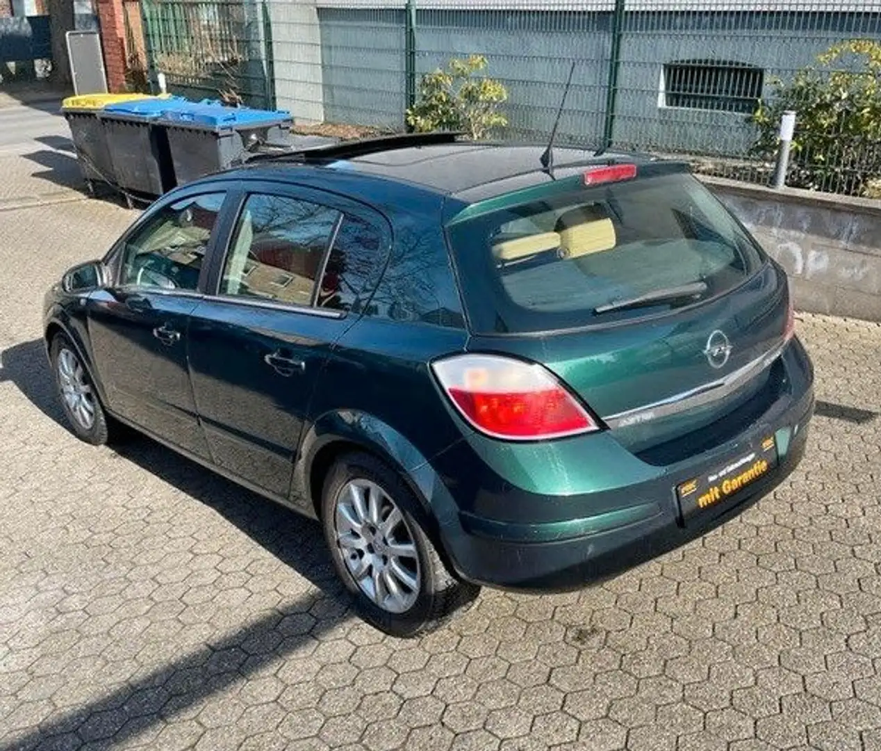 Opel Astra H Lim. Elegance  PANAROMADACH Verde - 2