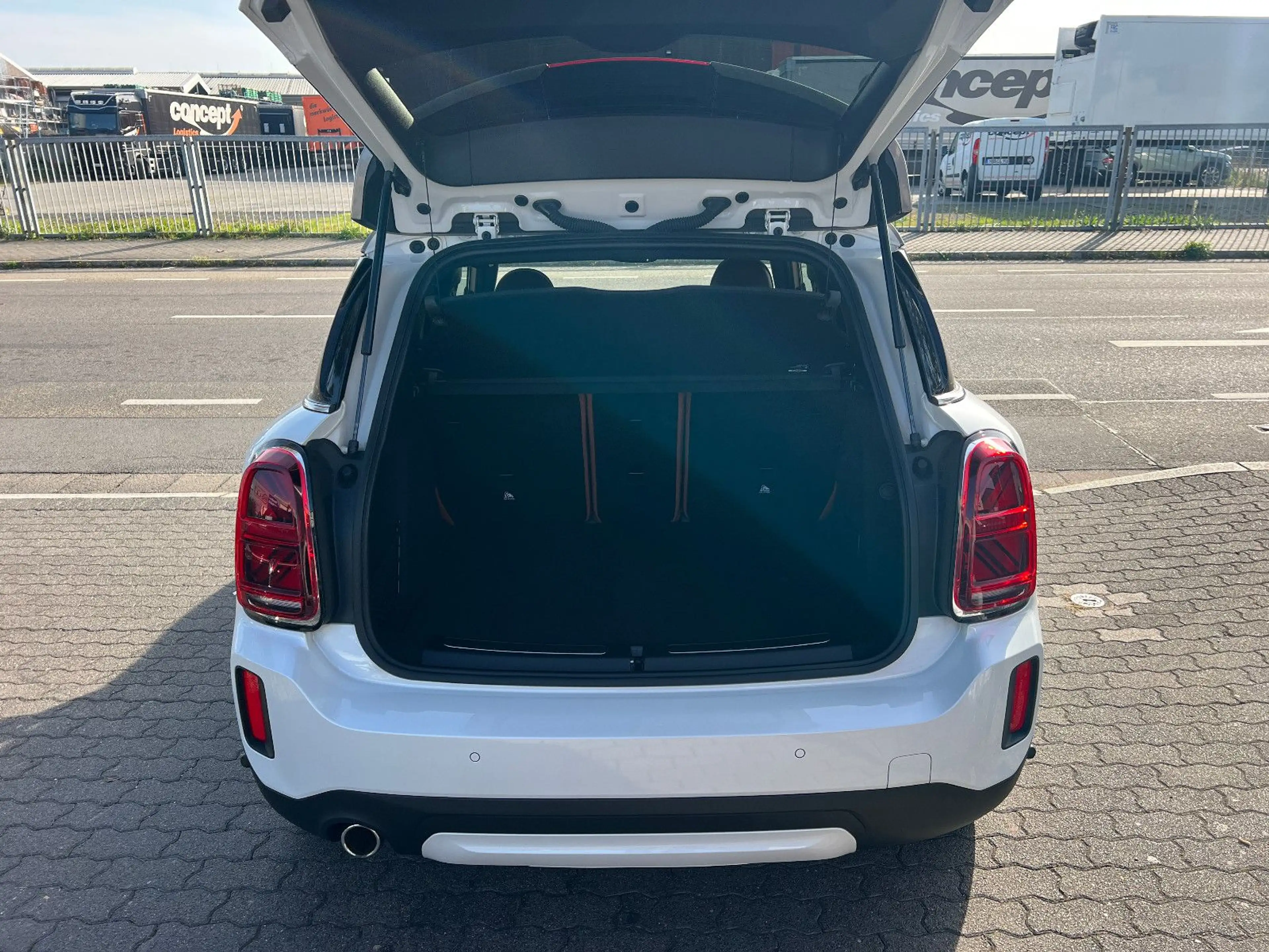 MINI Cooper D Countryman LED Kamera FINANZIERUNG — photo 13