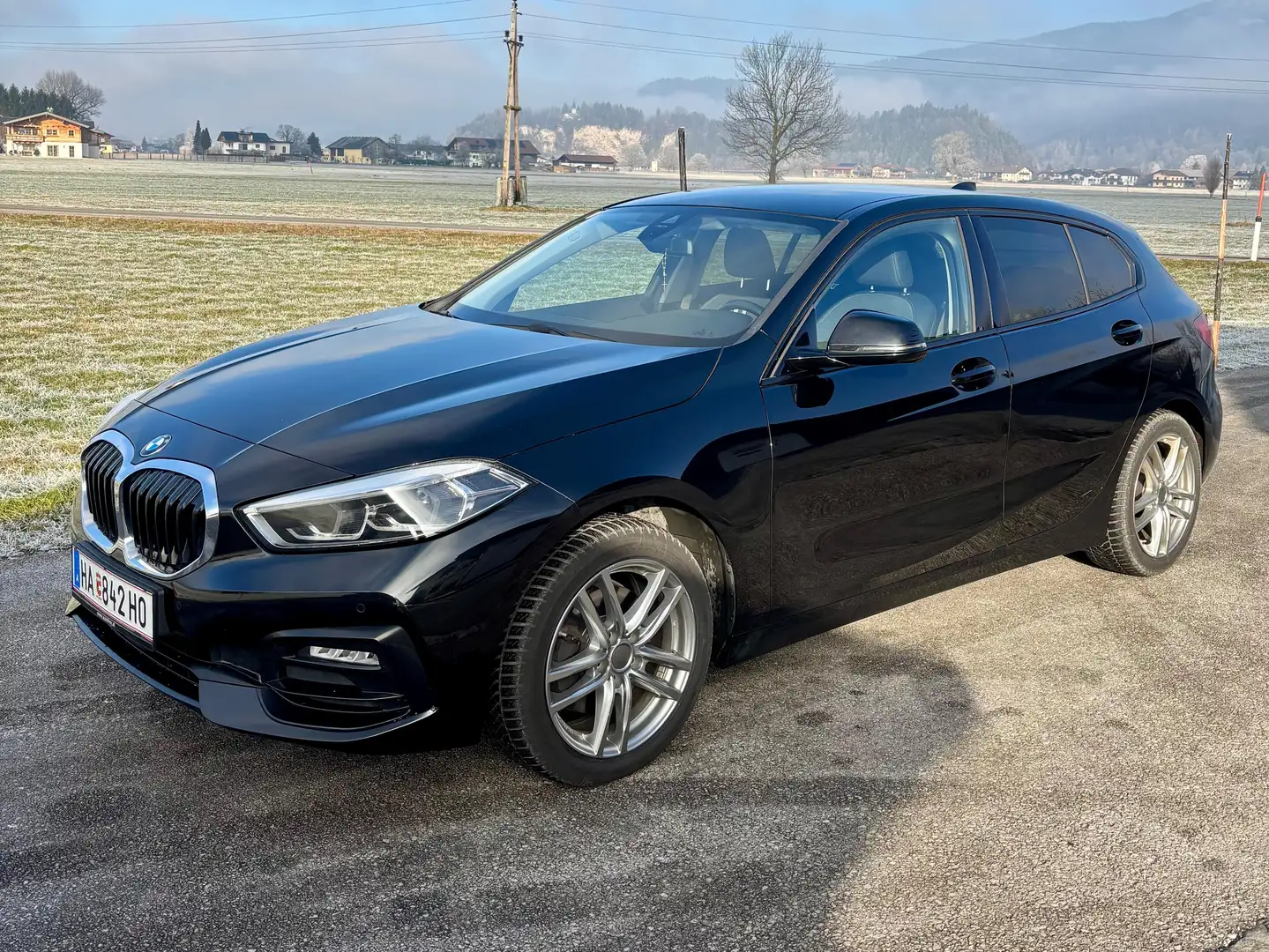 BMW 116 116d Schwarz - 1