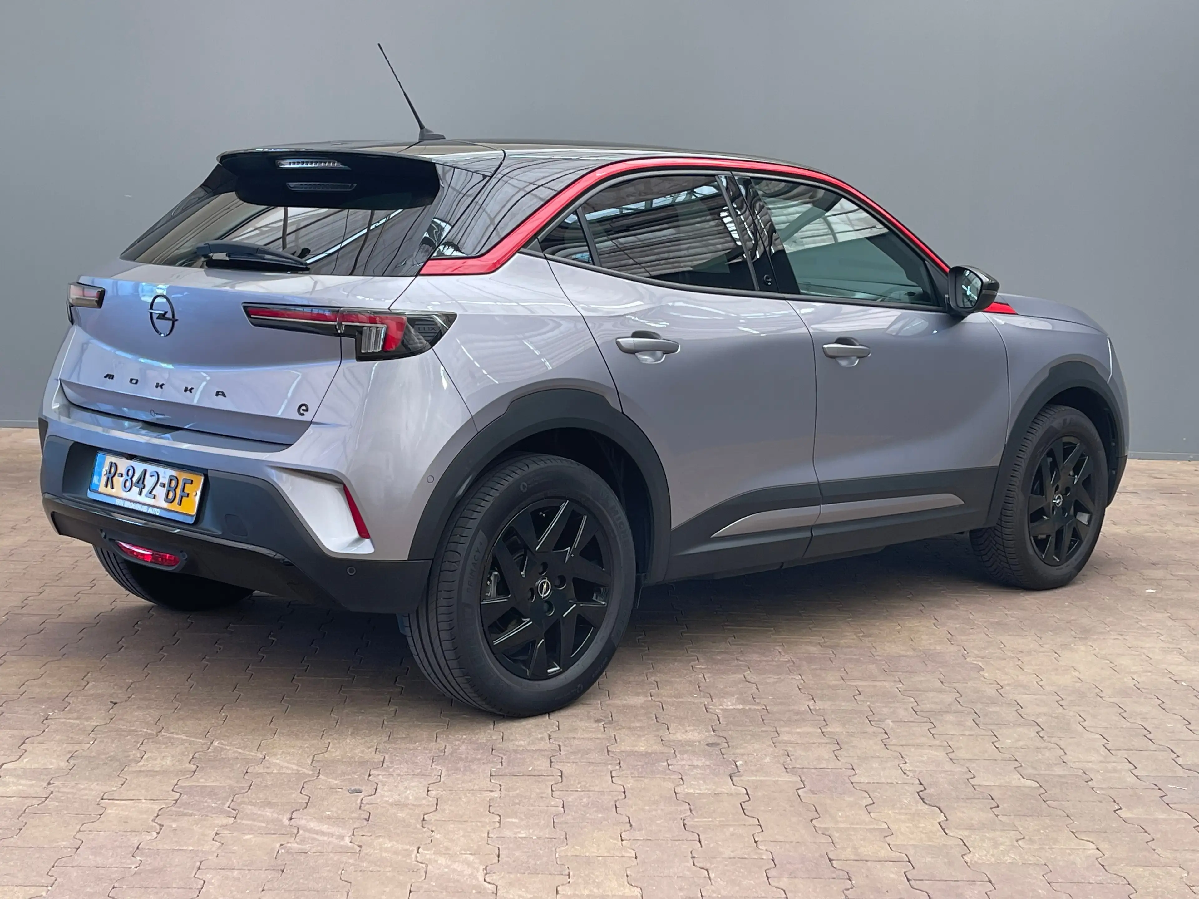 Opel Mokka-E GS Line 50-kWh 11kw bl. Camera | LED | 18" Lichtme — photo 8
