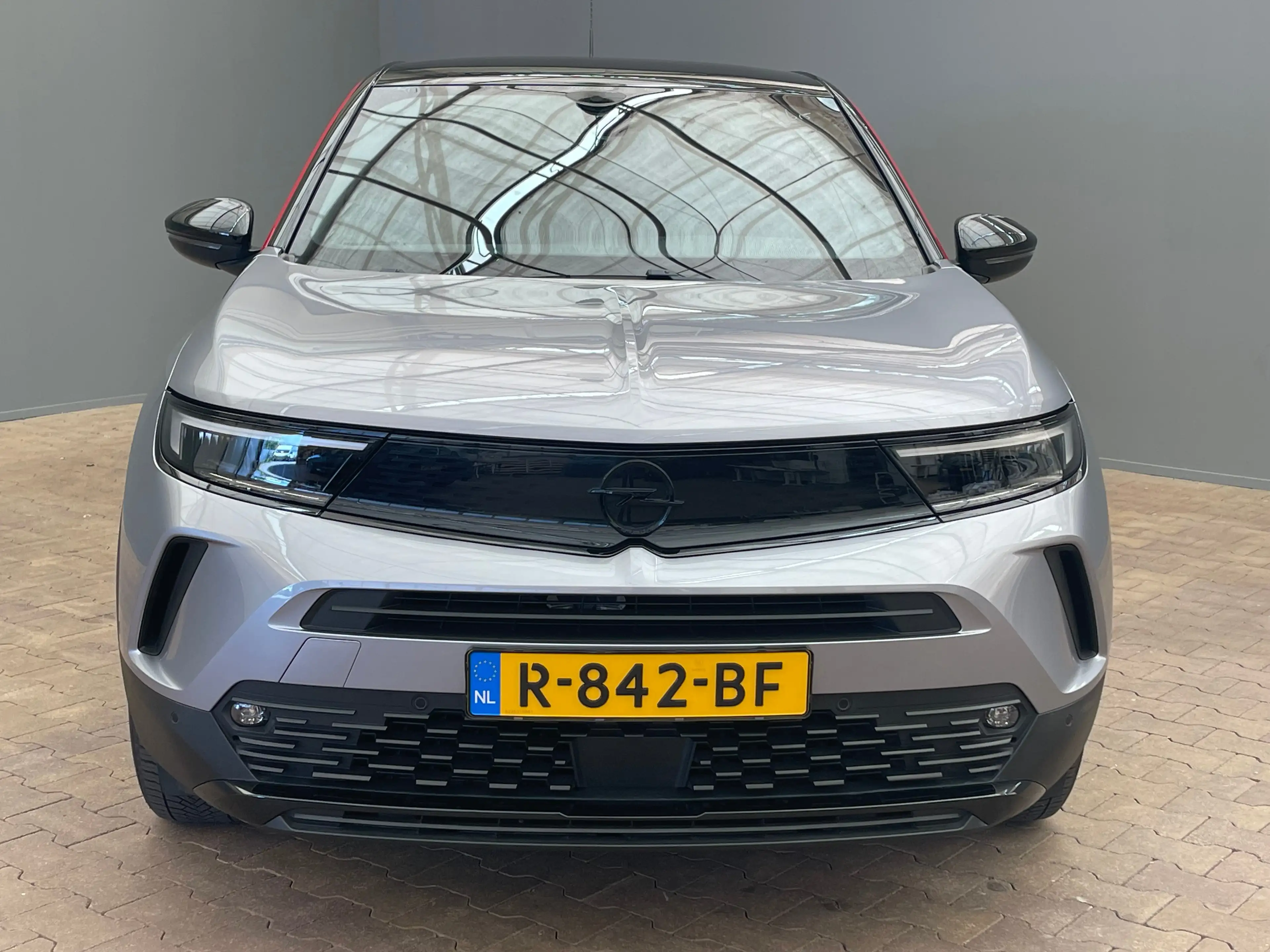 Opel Mokka-E GS Line 50-kWh 11kw bl. Camera | LED | 18" Lichtme — photo 3