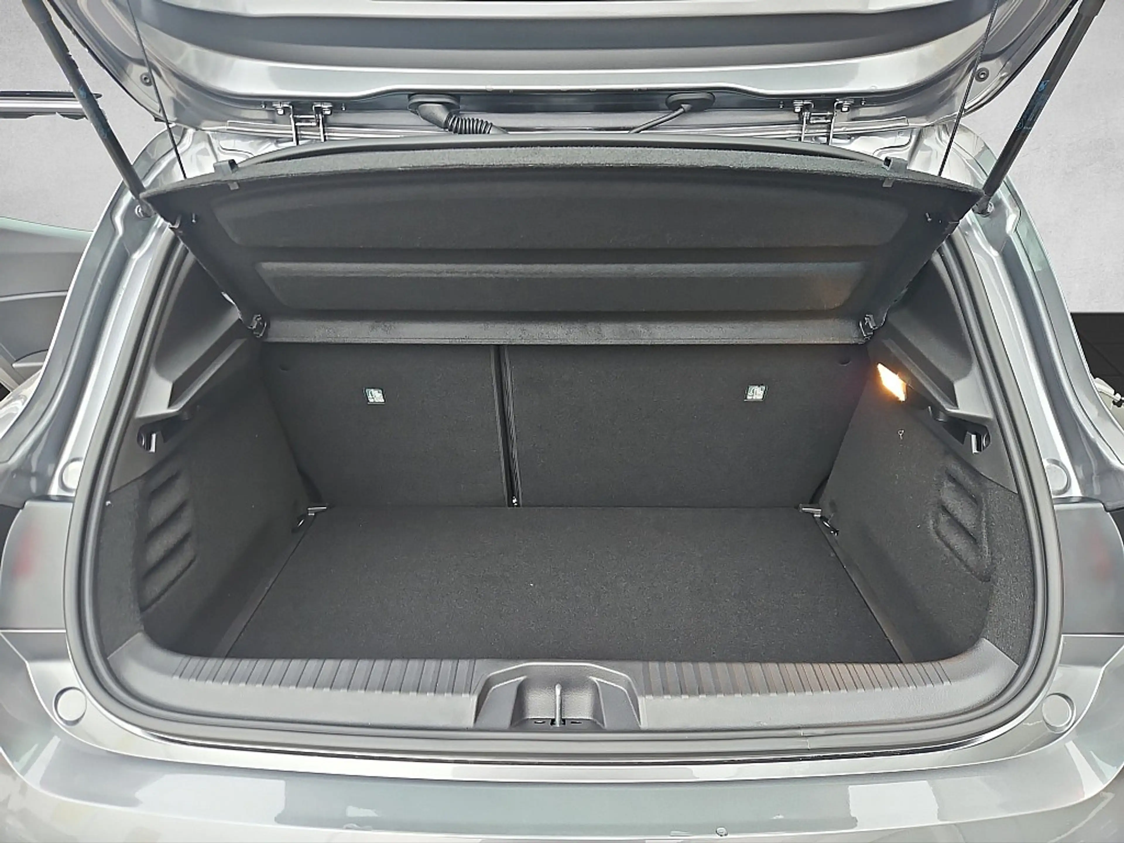 Mitsubishi Colt 1,0 MPI-T Invite — photo 13