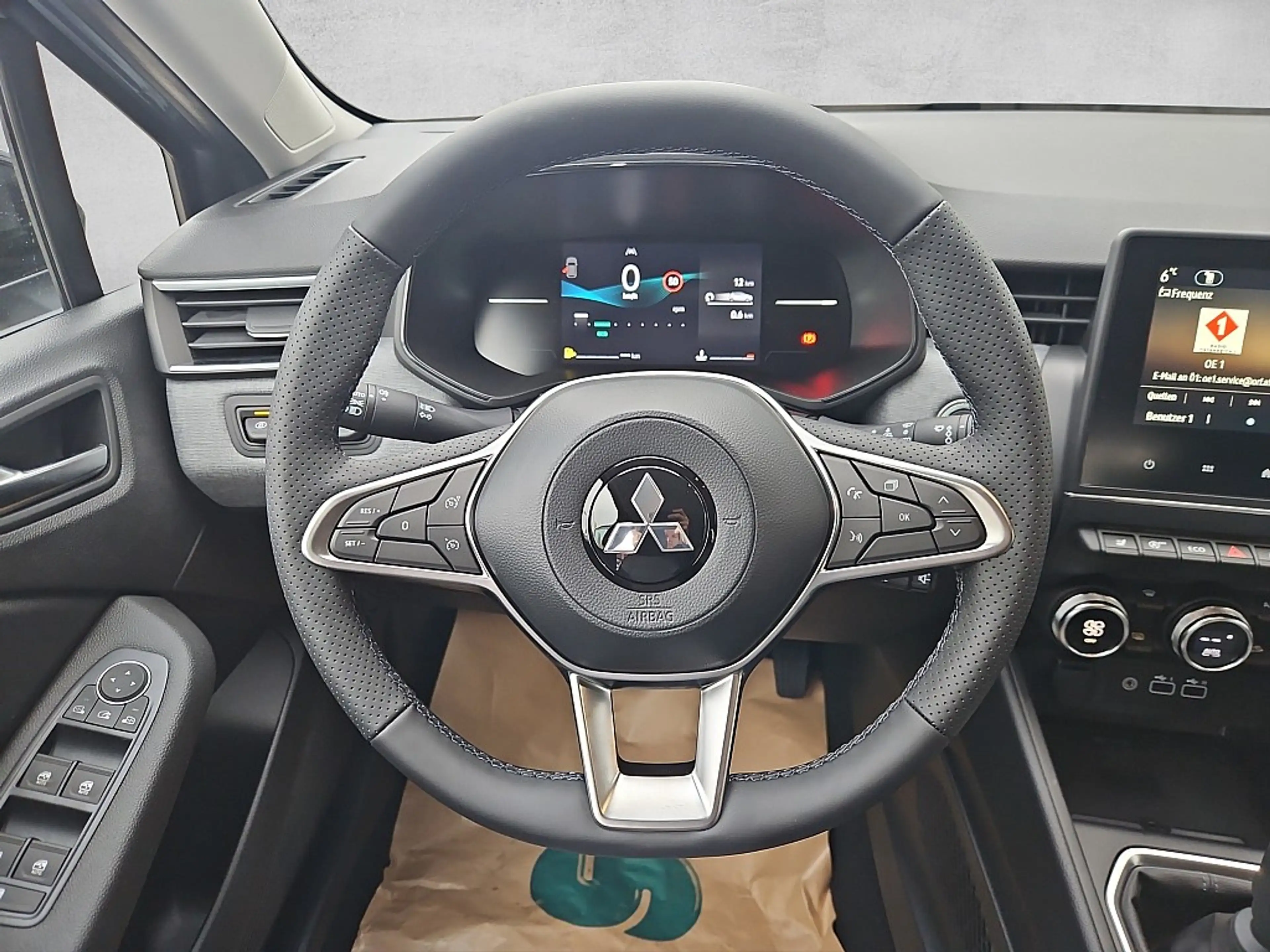 Mitsubishi Colt 1,0 MPI-T Invite — photo 10
