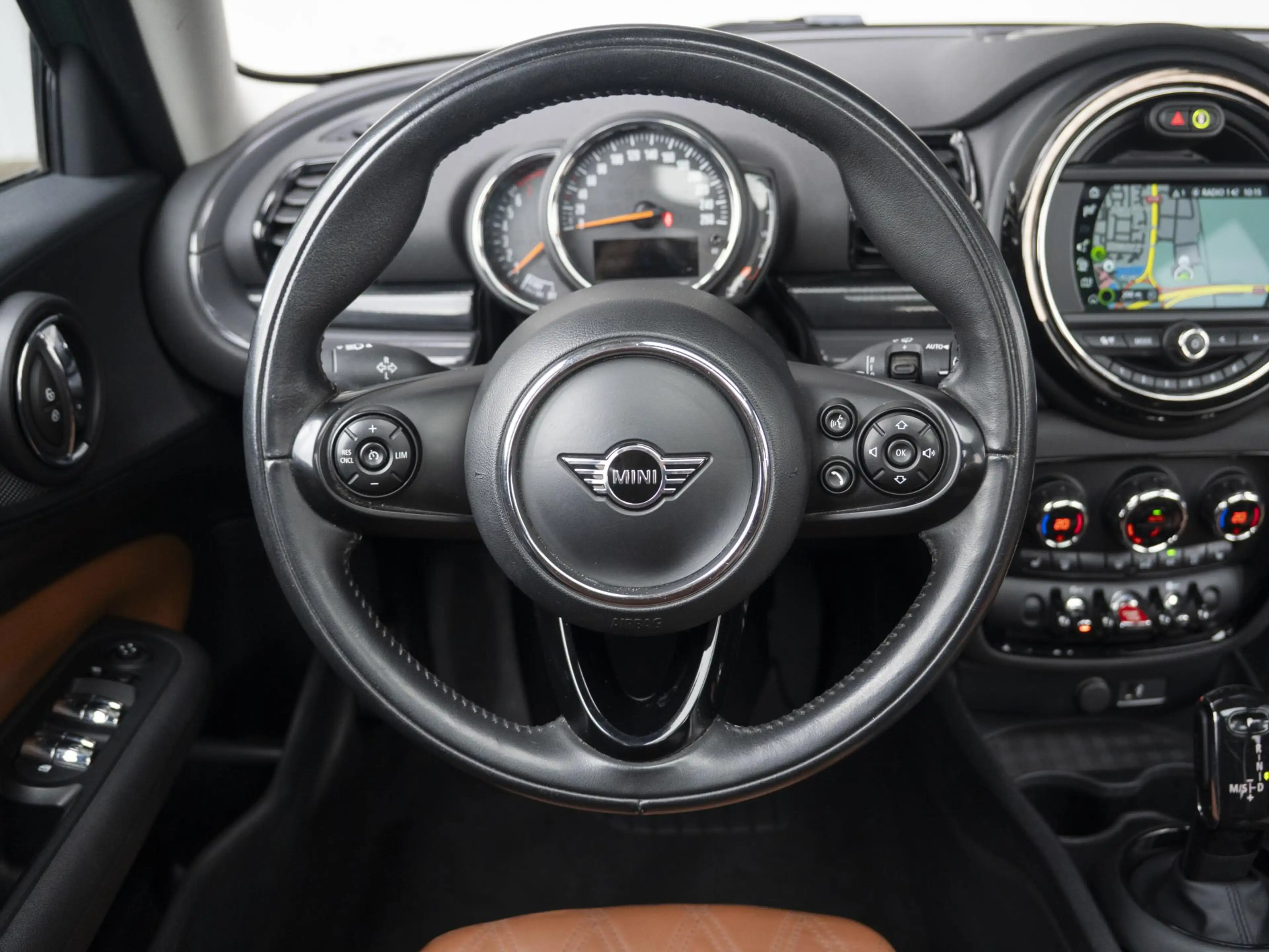 MINI Cooper Clubman Aut. Business Plus + Chester Leder + Panoramadak — photo 8