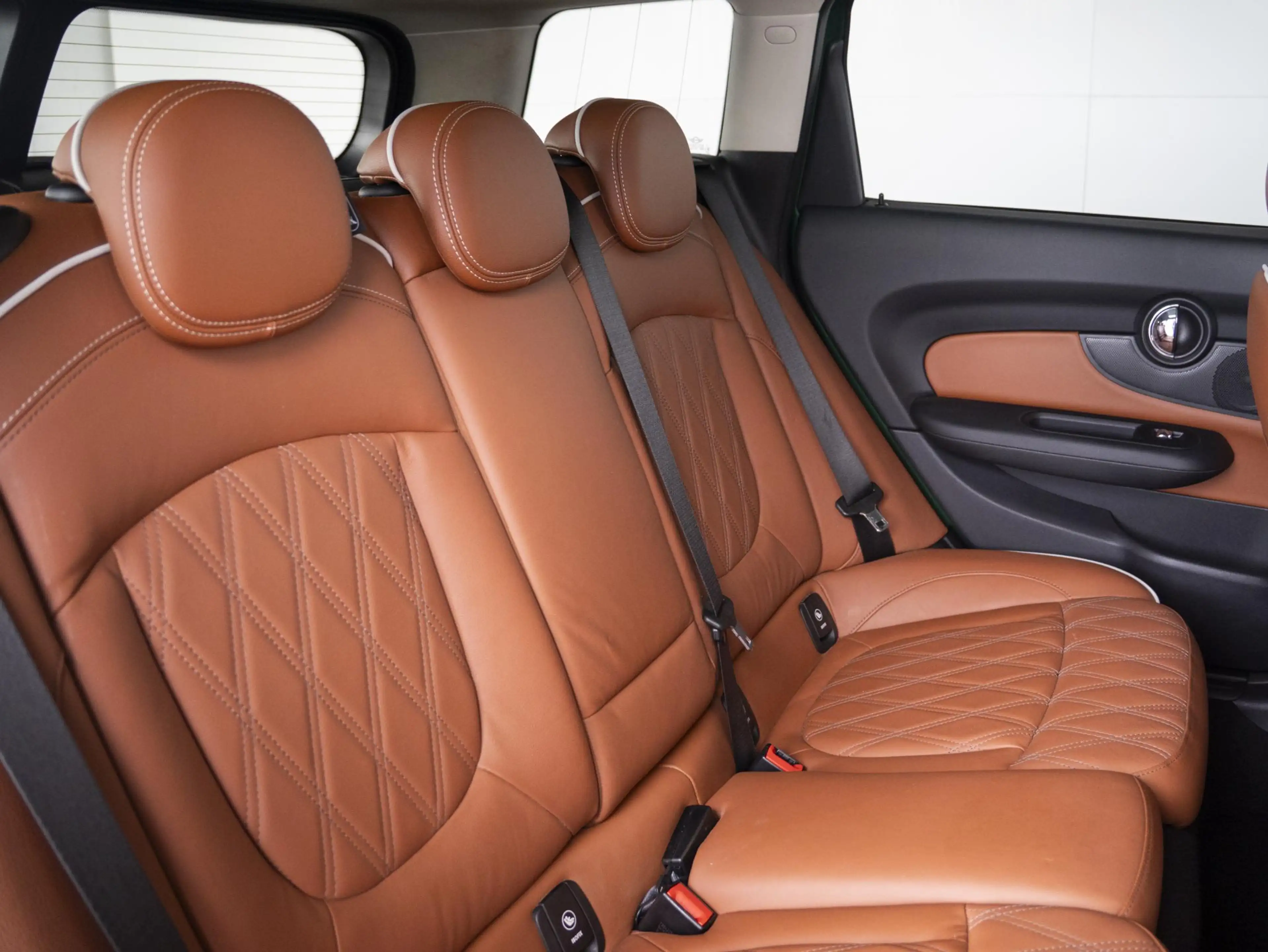 MINI Cooper Clubman Aut. Business Plus + Chester Leder + Panoramadak — photo 11