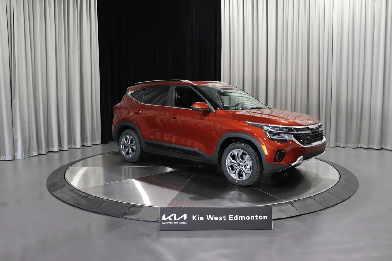 Kia Seltos photo Kia Seltos