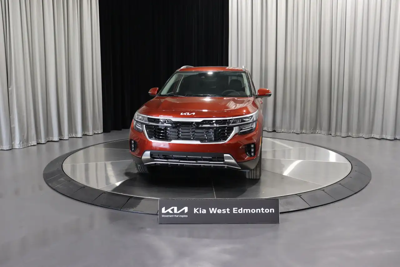 Kia Seltos photo Kia Seltos
