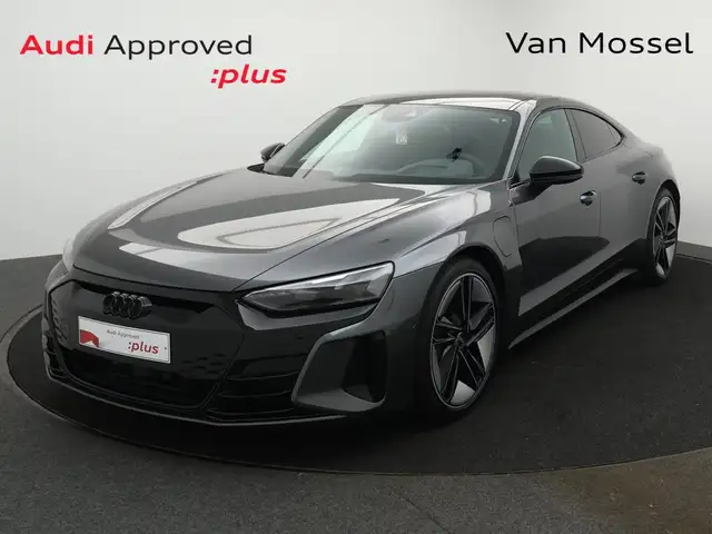 Audi e-tron GT Audi e-tron GT QUATTRO 476PK *ALCANTARA*SPORTZETELS*360° CAMERA*PDC*CRUISE*PANODAK*SFEERVERLICHTING*...*