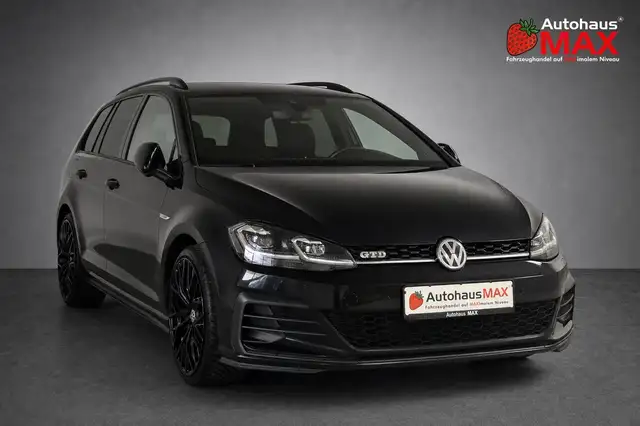 Volkswagen Golf view 8