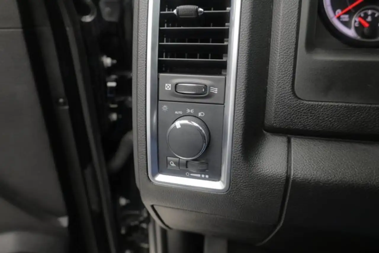 RAM 1500 photo RAM 1500