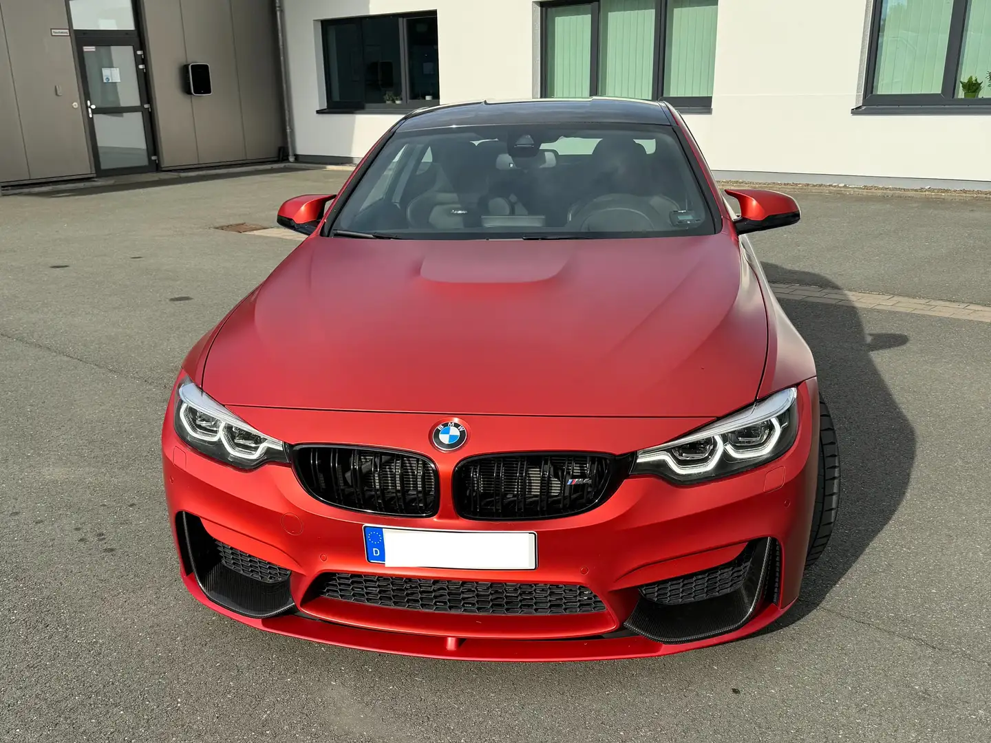 BMW M4 Coupe DKG Competition frozen red individual Piros - 1
