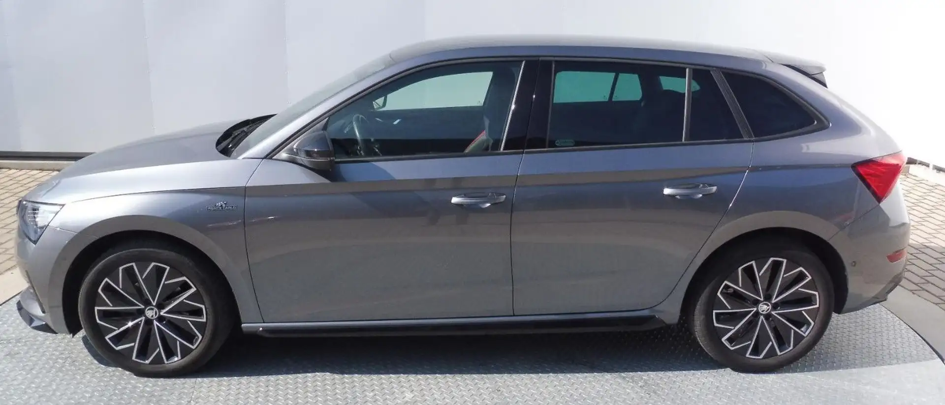 Skoda Scala Monte Carlo*+CAM+LED Grau - 2