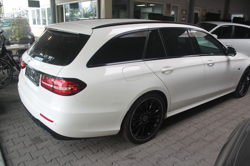Mercedes-Benz E 400 T d 4Matic Night Edition*AMG Line*360°* — photo 7