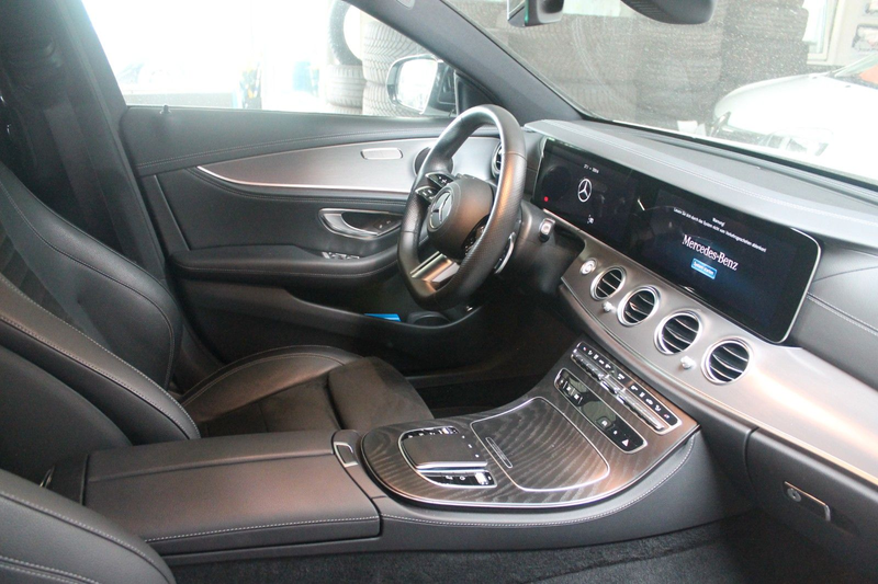 Mercedes-Benz E 400 T d 4Matic Night Edition*AMG Line*360°* — photo 8