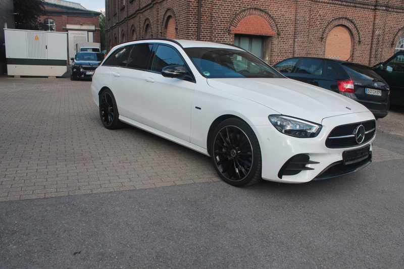 Mercedes-Benz E 400 T d 4Matic Night Edition*AMG Line*360°*