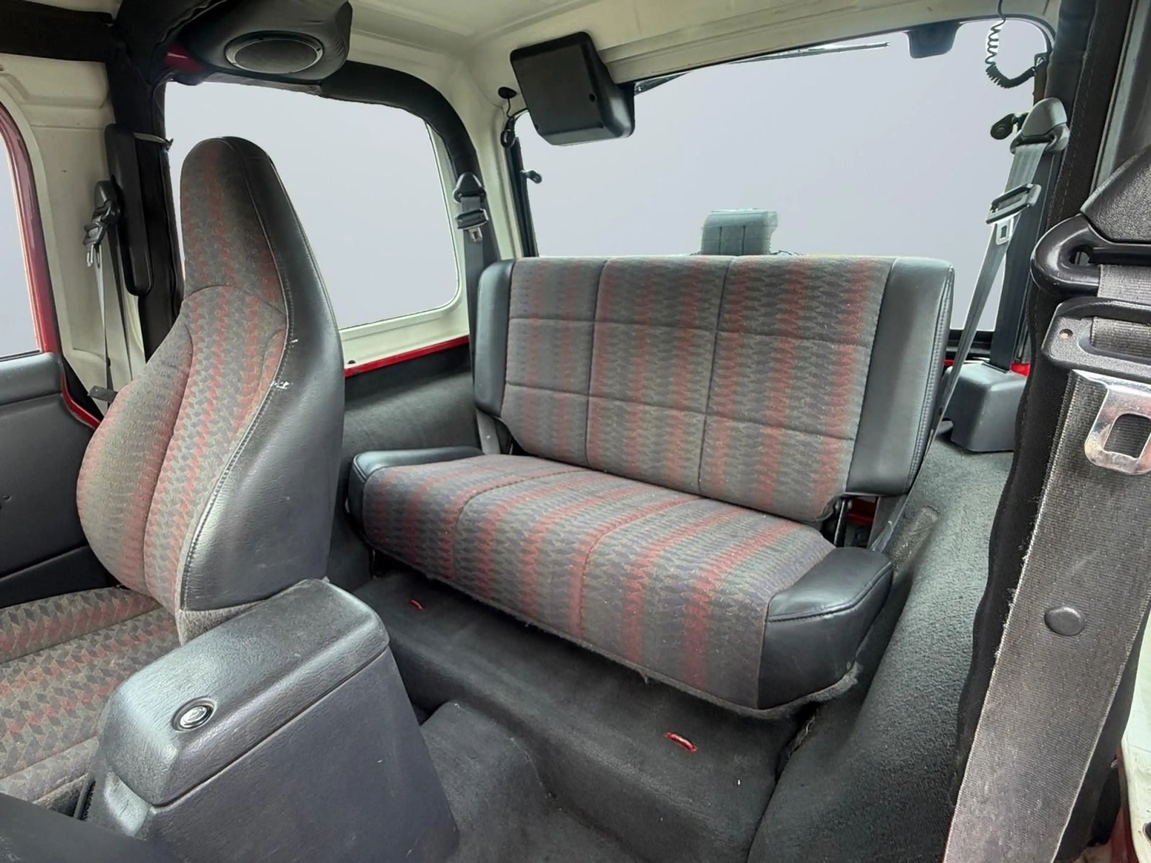 Jeep Wrangler 4.0 Sahara Sport/4X4/HU NEU/TOP/ — photo 12